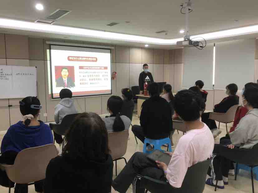 消防進(jìn)科室，共建“防火墻”