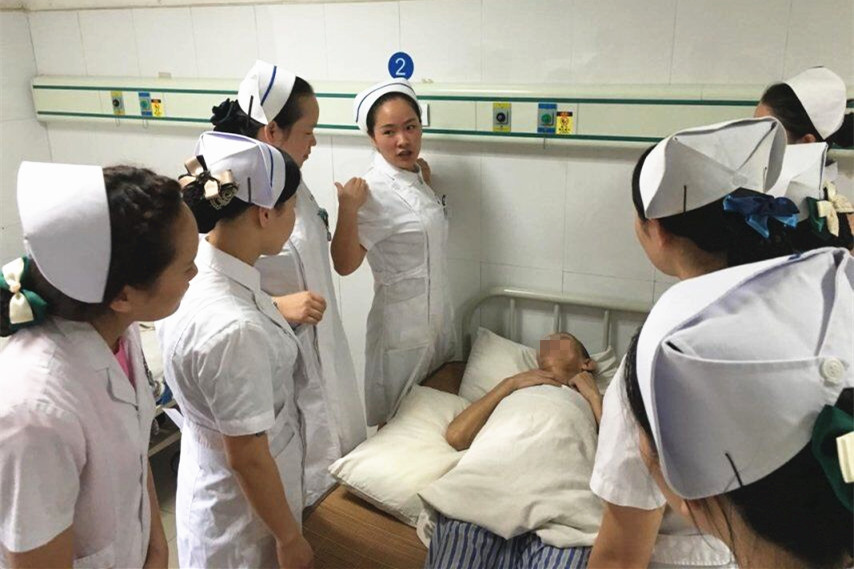聯(lián)合會(huì)診床旁標(biāo)準(zhǔn)指導(dǎo).jpg